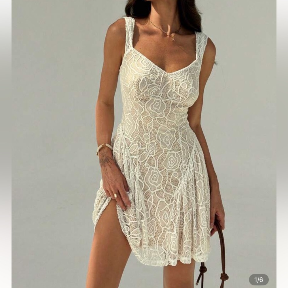 Elegant White Lace Dress